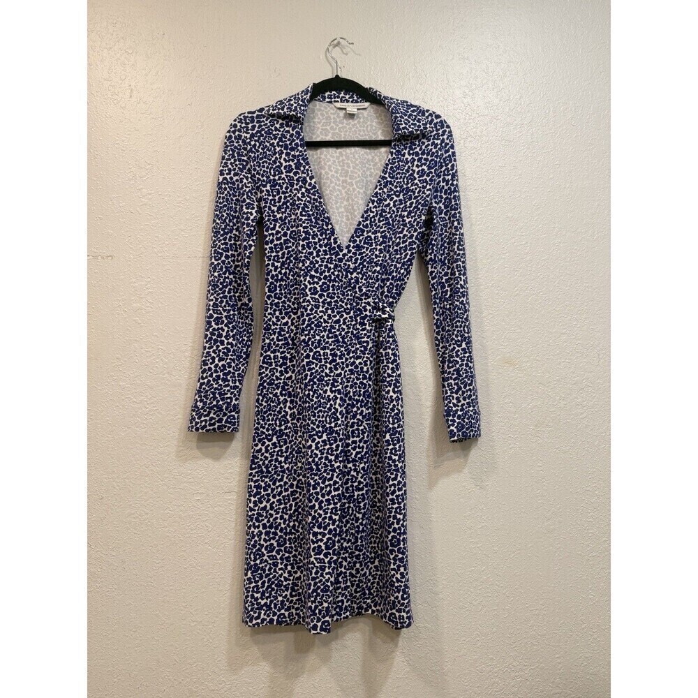Diane Von Furstenberg DVF Classic Full Wrap Blue Animal Print Dress Size 6
